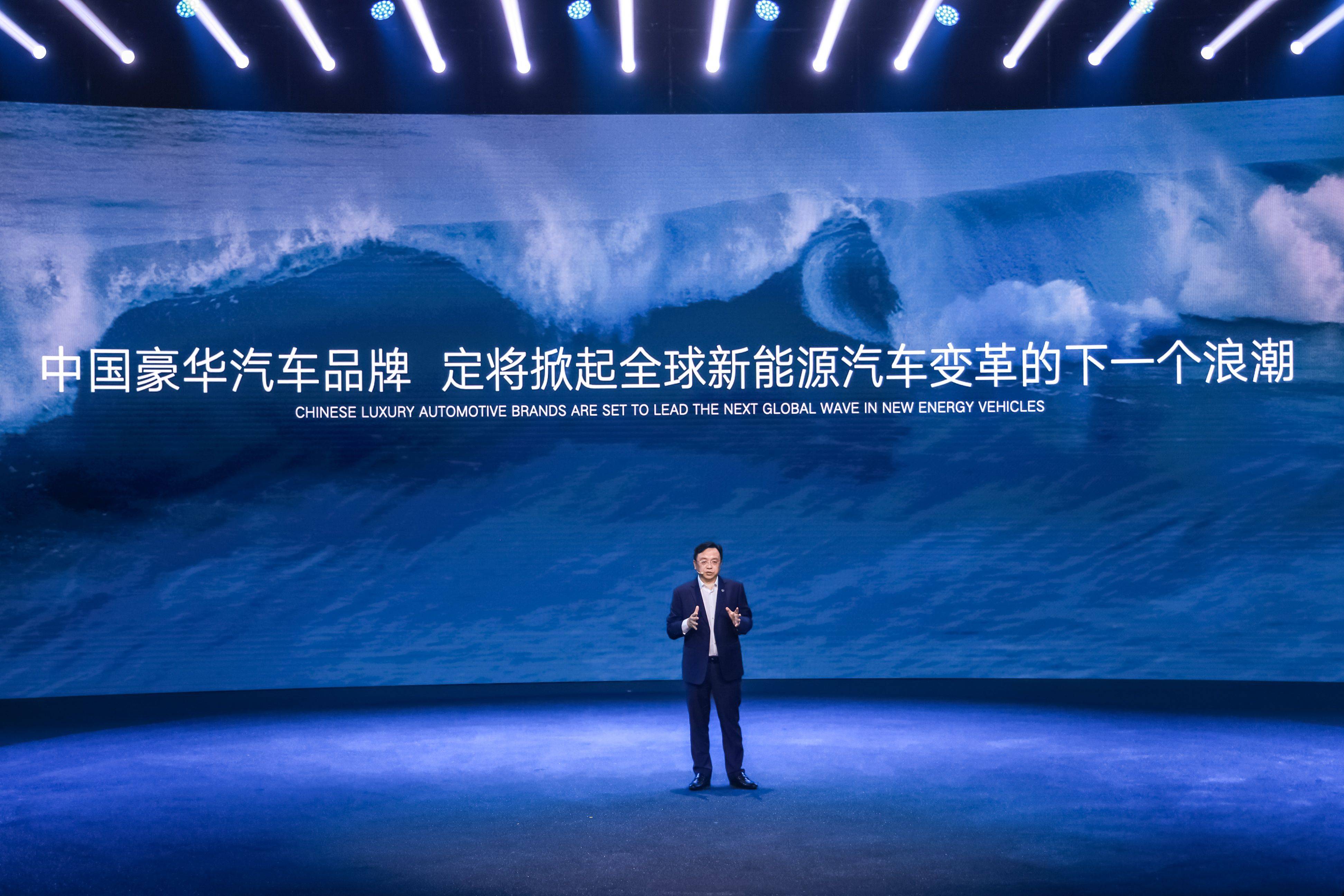 NFT风潮关注其价值稳定性，技术创新推动变革。的简单介绍